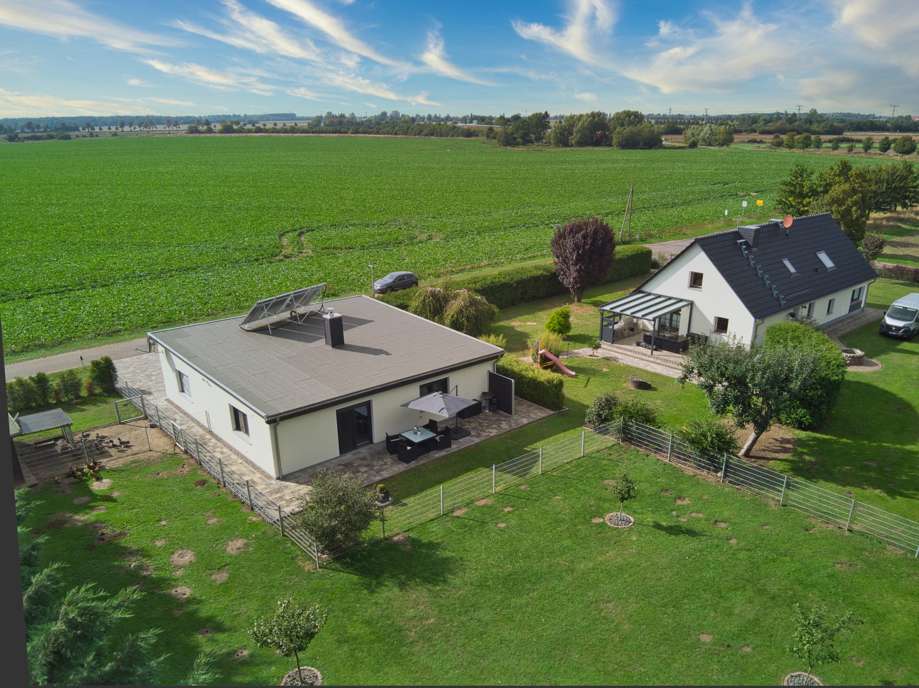Ferienhaus mit Garten und Terrasse